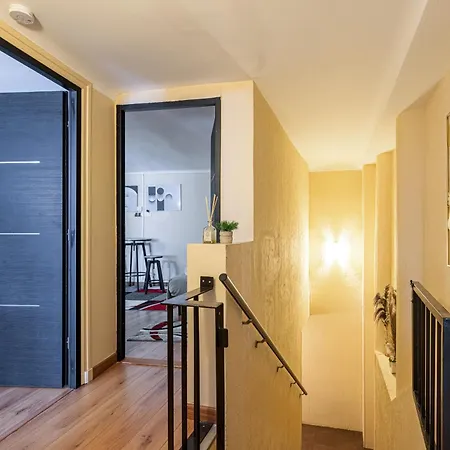 Appartement 3 Pieces Des Jardins Parking Clim 1 Min Menton