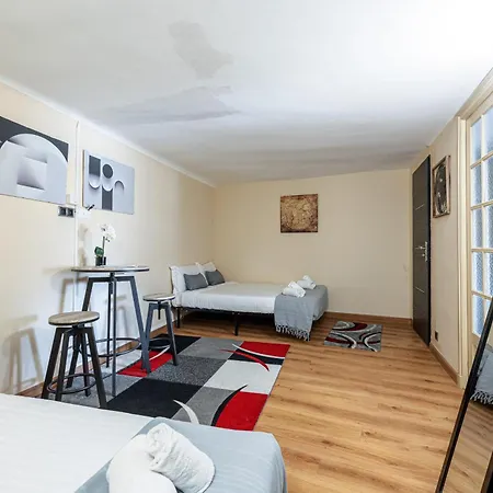 3 Pieces Des Jardins Parking Clim 1 Min
