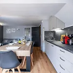 Appartement 3 Pieces Des Jardins, Parking, 50m Plage, Clim *