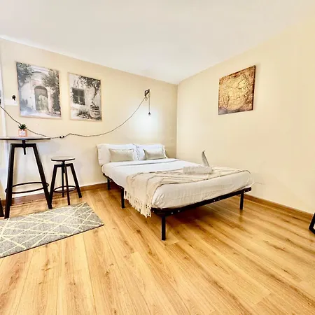 Appartement 3 Pieces Des Jardins, Parking, 50m Plage, Clim Menton